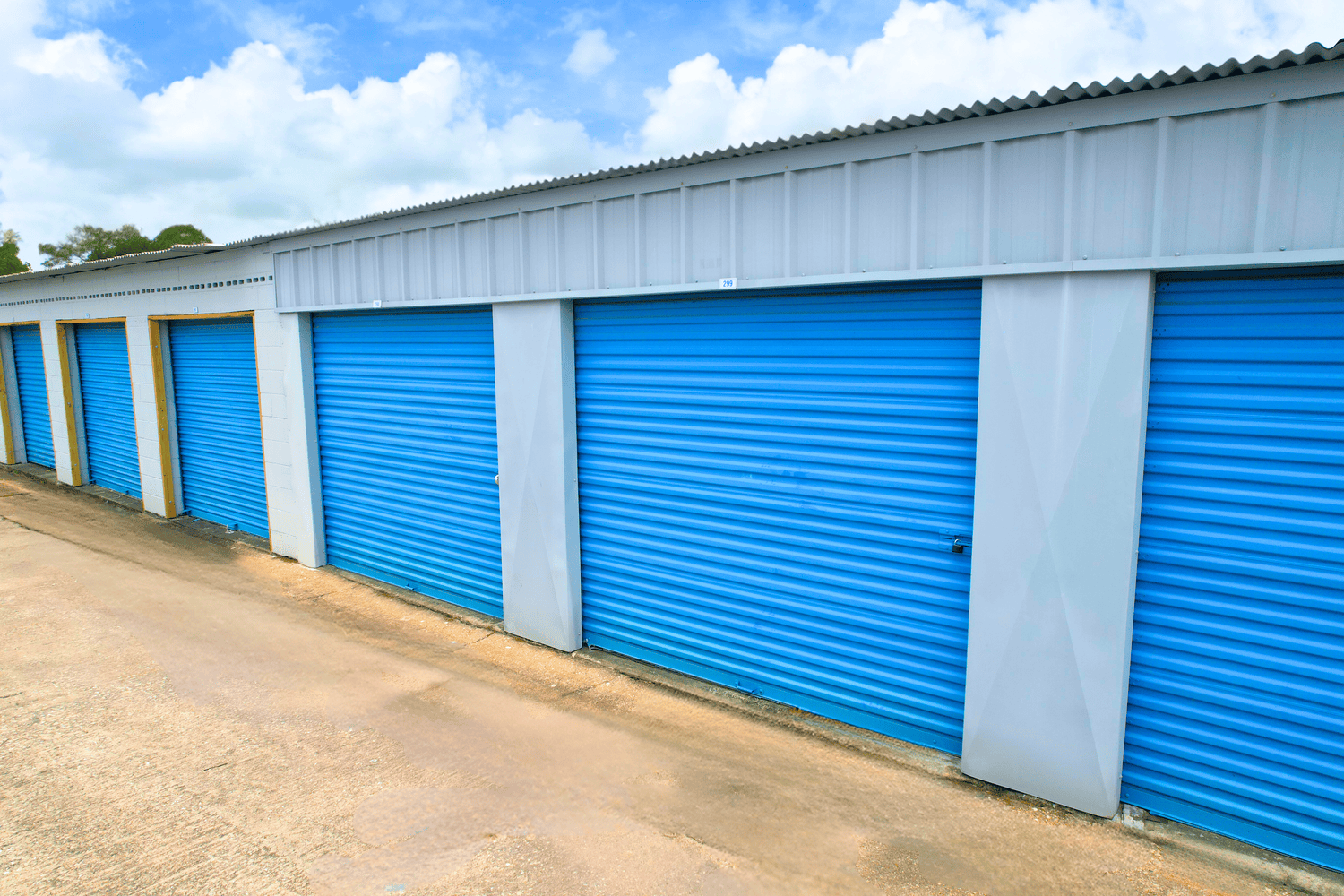 secure self storage Groves